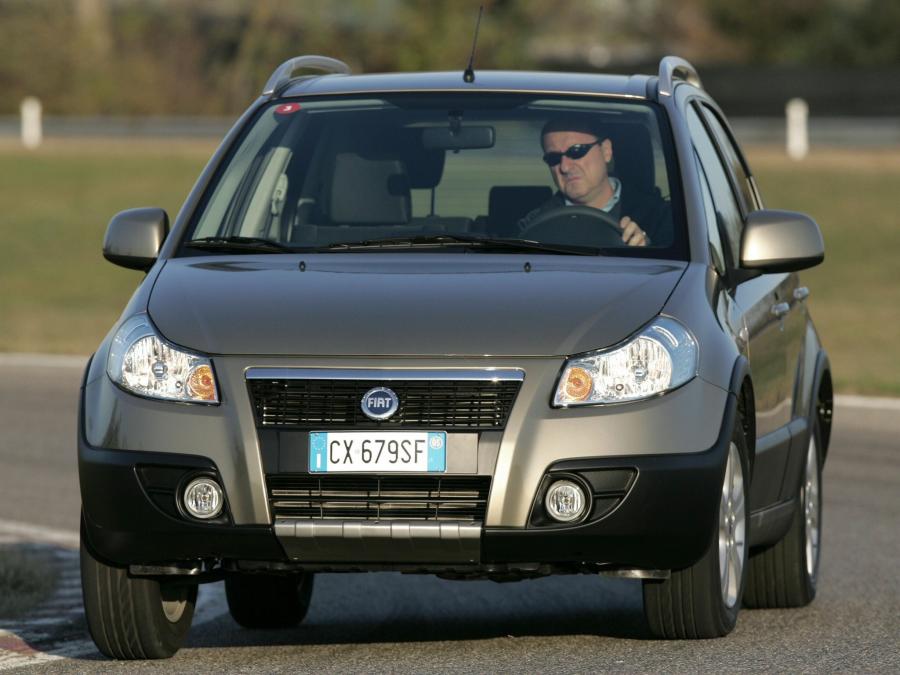  Fiat Sedici (189) 2006 года  (фото 16 из 137)